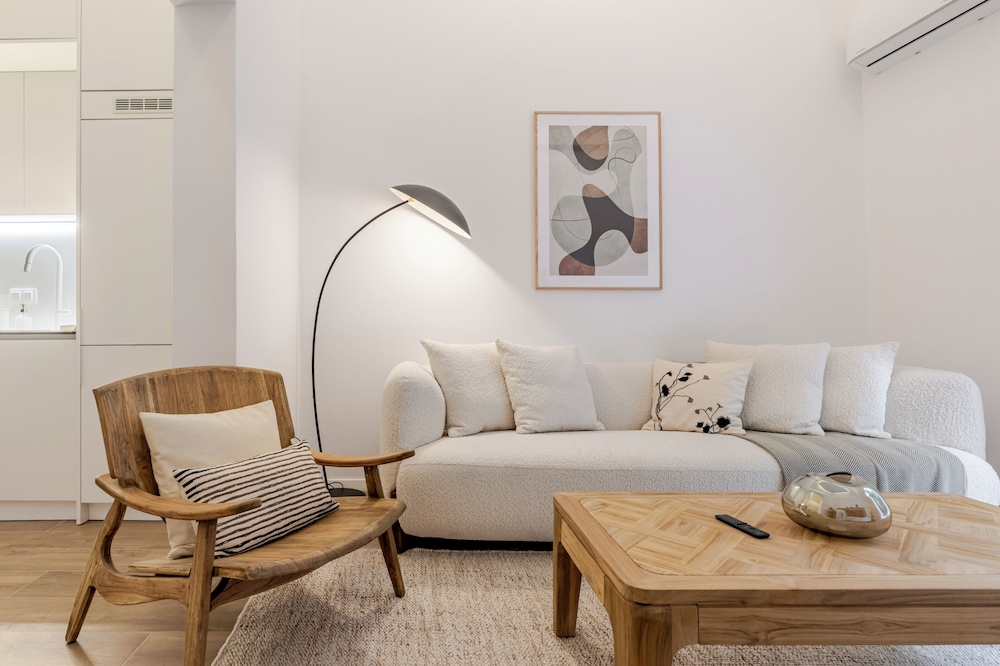 Chleo - Glamorous 2 BR Apt. in Athens