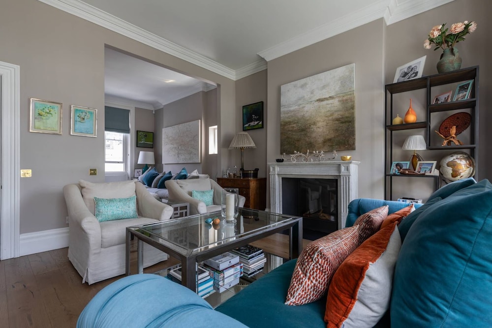 Clarendon Street by Onefinestay