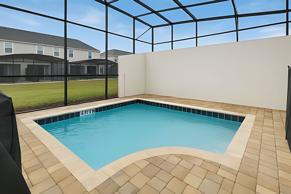 Modern 6BR Villa Heated Pool Solara Resort