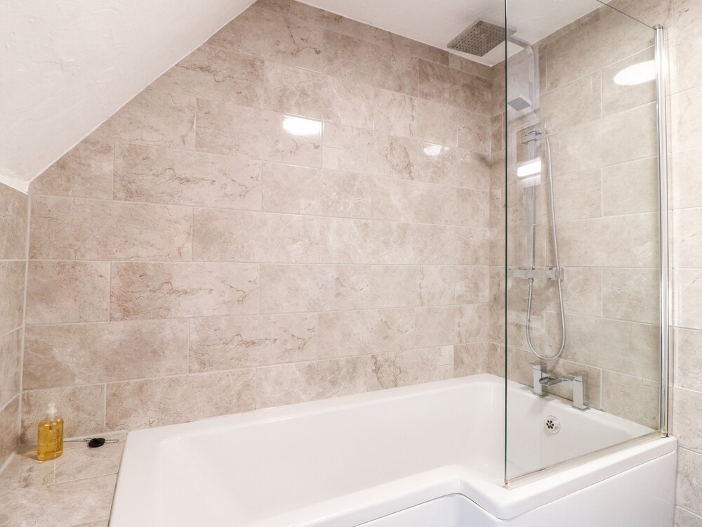 Oakham Vacations - Manor View - Property Image 18