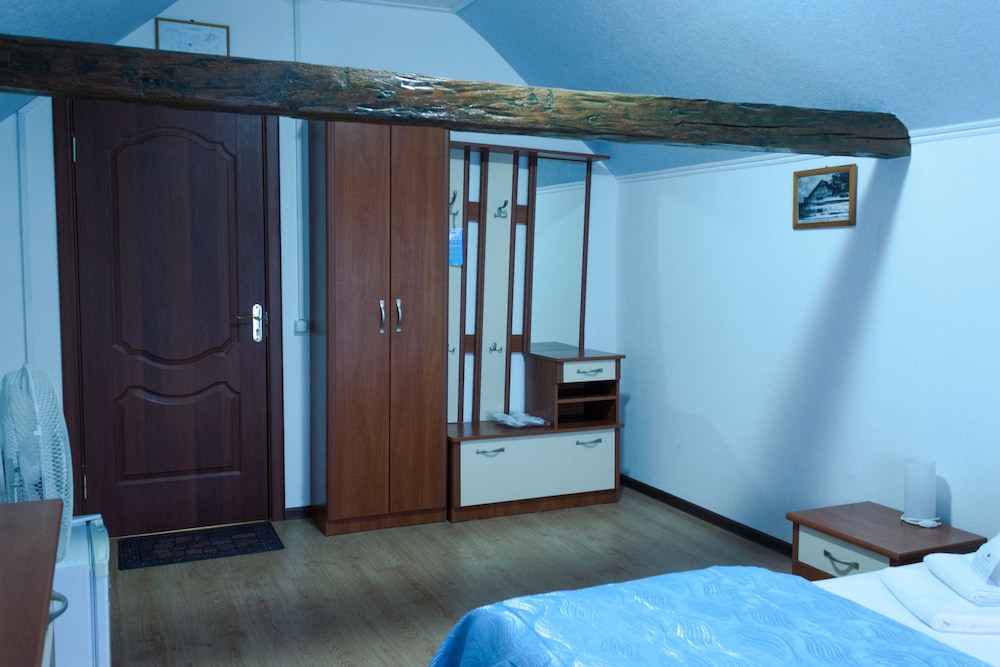 Photo 25