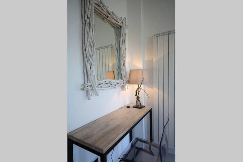 Arma di Taggia - 1 Bedroom Apartment With sea View Terrace