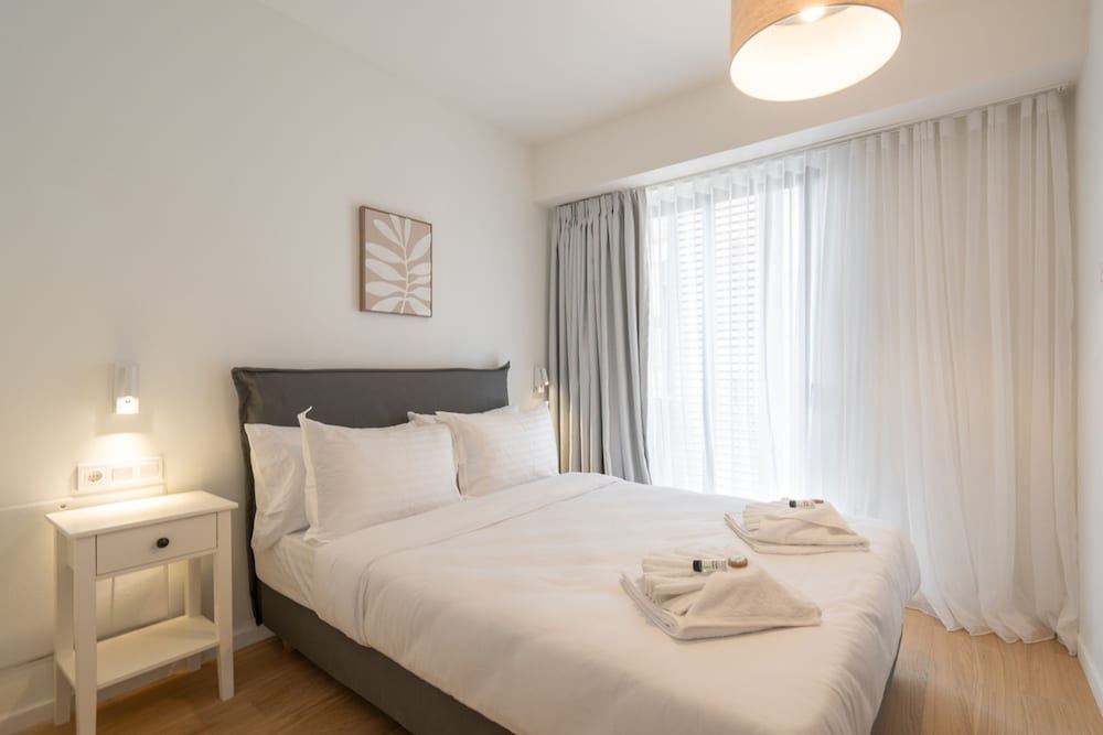 LIV Athinum 1 - Luxury Apartment 3A