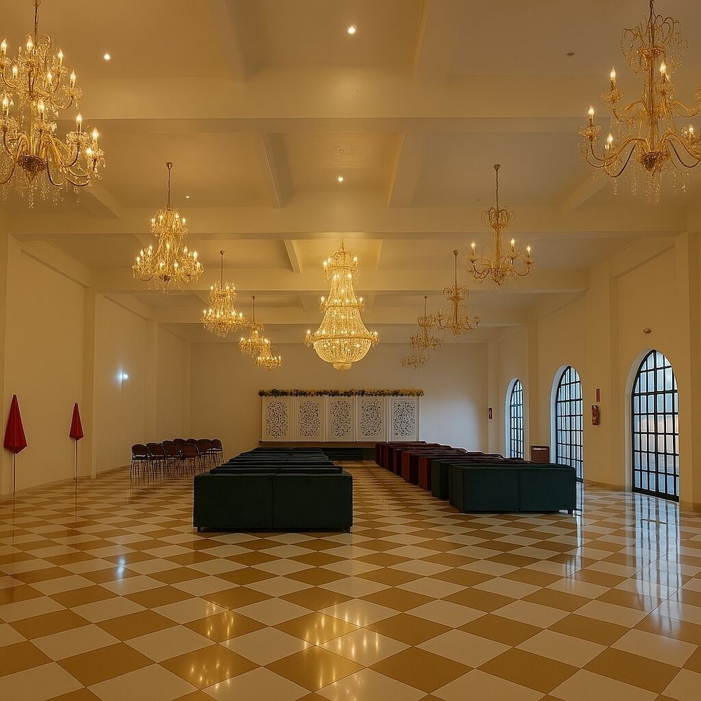 Qila Hotel