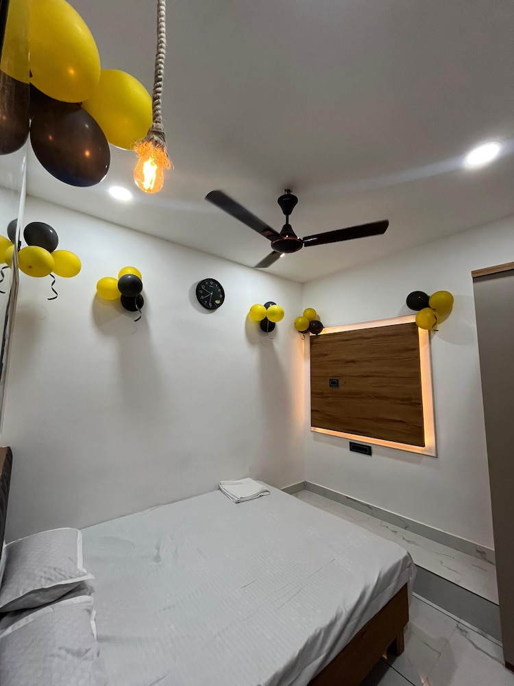Mahaveer Lodge