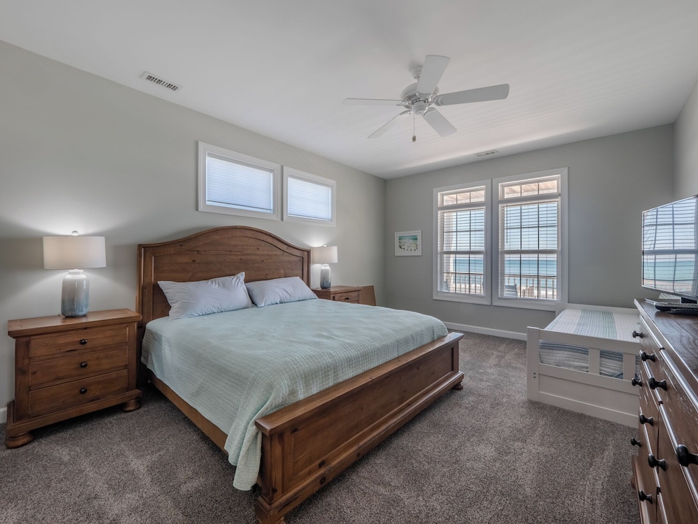 Shore Therapy by Topsail Realty
