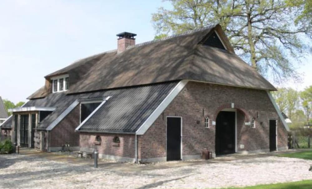 Charming Holiday Home in Nijverdal with Hot Tub view 3