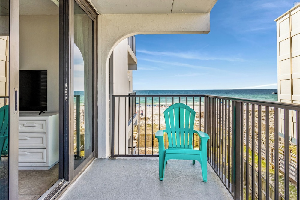 Island Sunrise by Southern Vacation Rentals