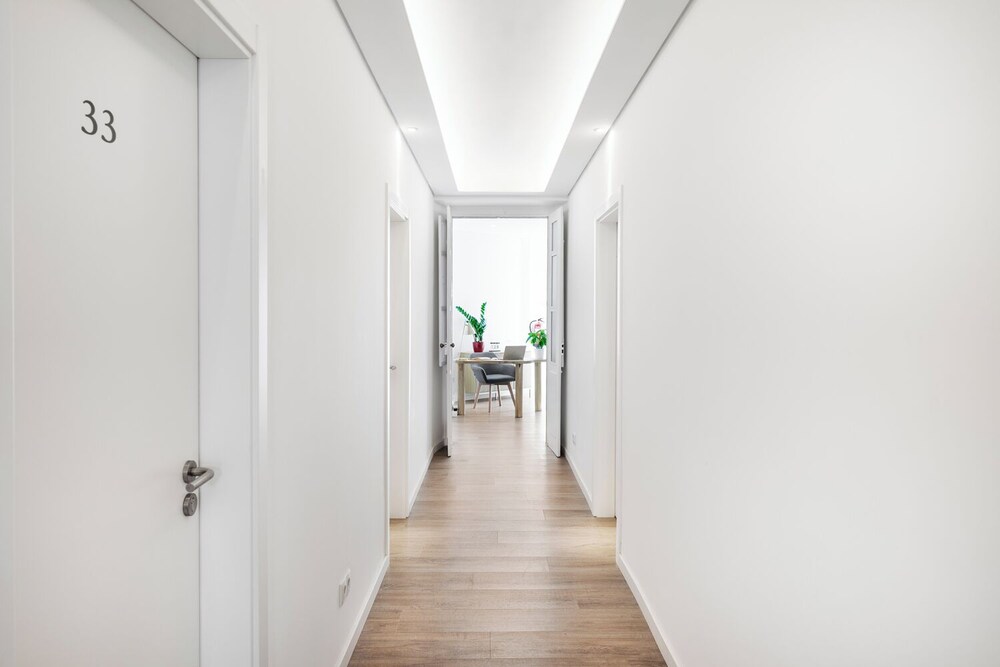 Faro DAZ House by Get Your Stay