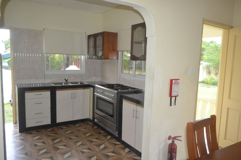 My Ozi Perl Self Catering Guest House photo 4