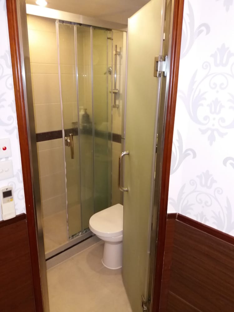 Rai Lei Hostel