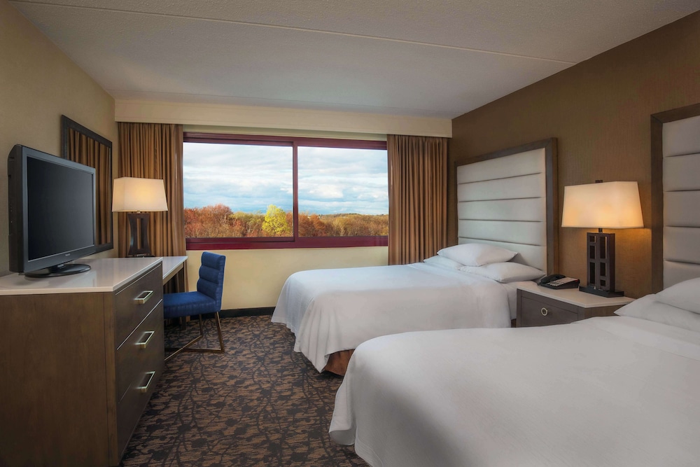 Boston Vacations - Embassy Suites by Hilton Boston Waltham - Property Image 54