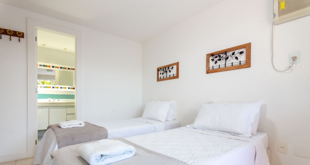 Bz36 600m Rua das Pedras Casa c piscina