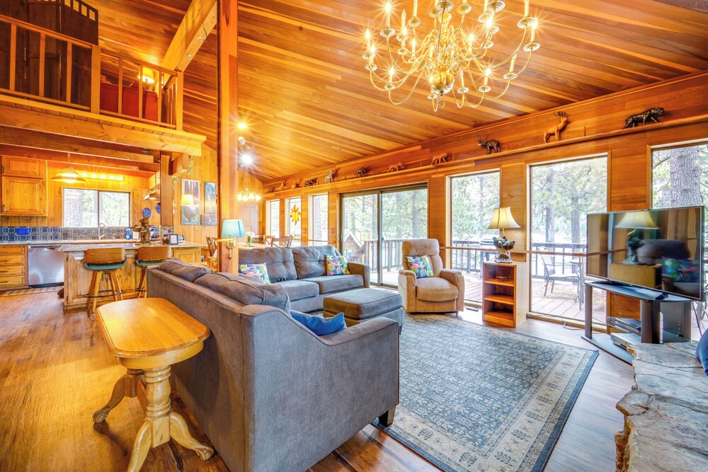 Waterfront Truckee Cabin on Donner Lake! view 3