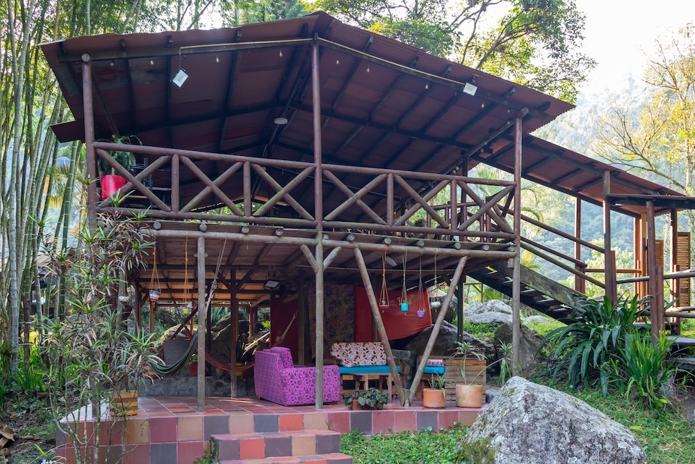 Bahareque Hostal
