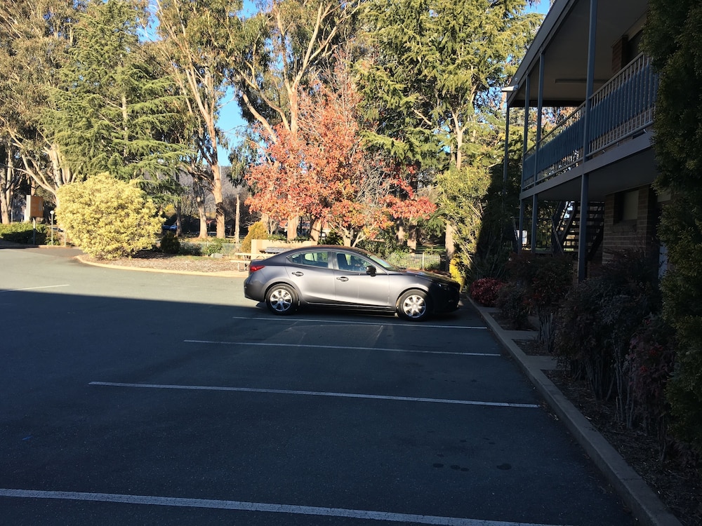 Red Cedars Motel