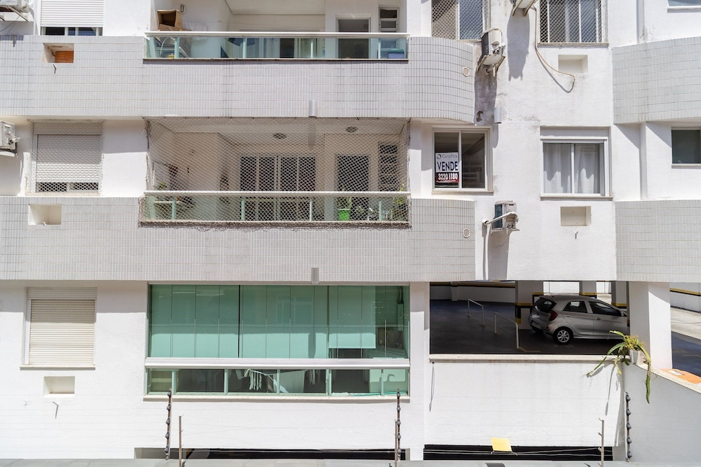 Beautiful apt 2 Minutes From Canas Beach Rsa025