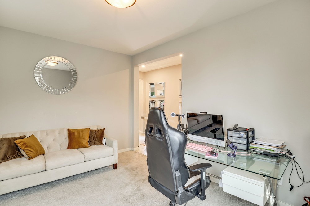 11 Mi to the Strip: Quiet Home in North Las Vegas