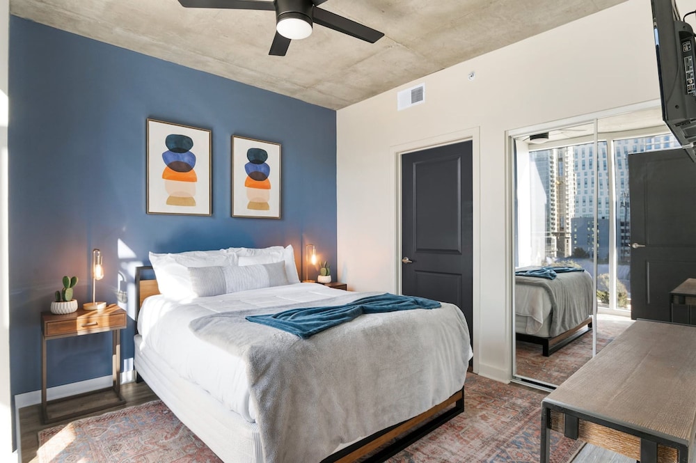 Luxury City Center Home