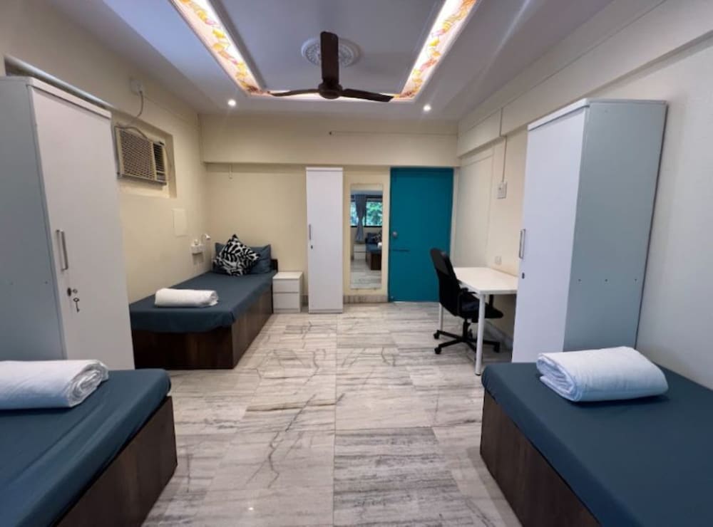 Locomo Hostel Mini - 9 mins from airport