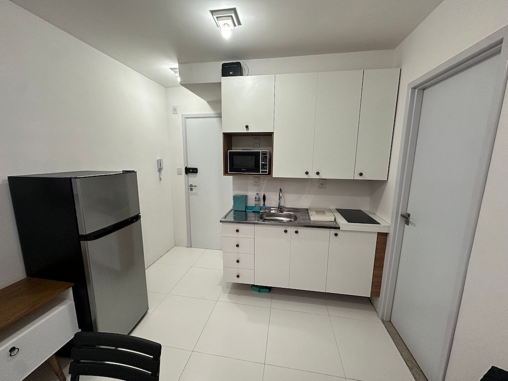 Fully Equipped Apartments in a Privileged Location, 150m From the Beach in Salvador Sess