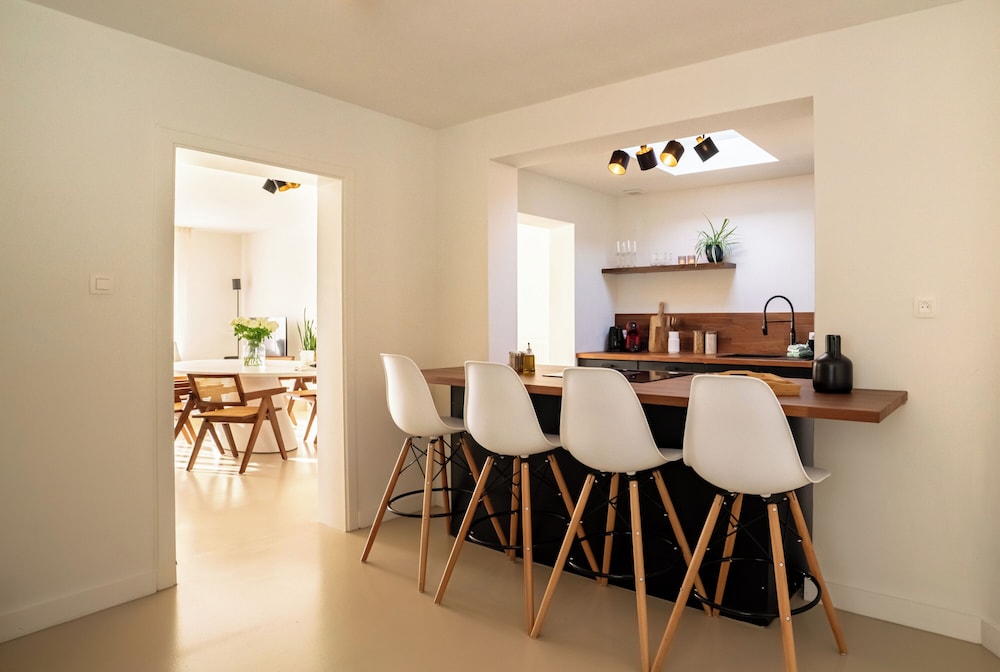 Maas Suites - The River House