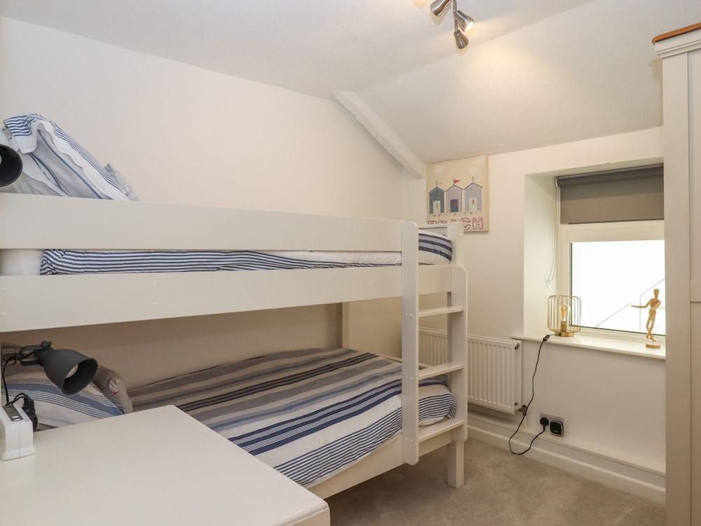 Waterland Farmhouse