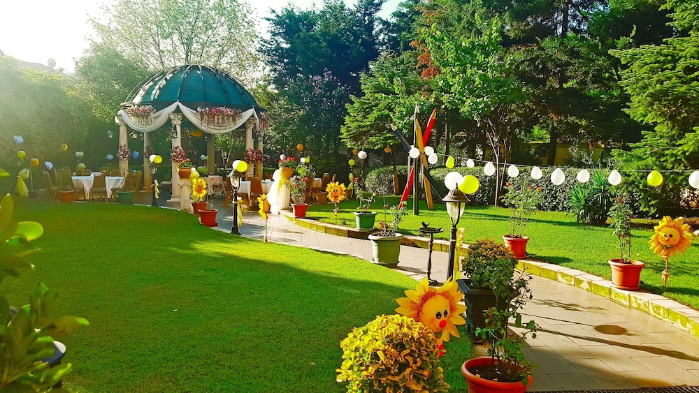 The Green Park Merter - Image 39