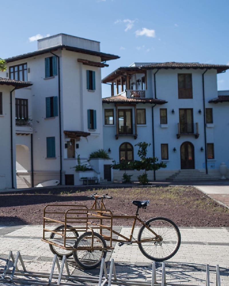 Las Catalinas - 2 BR Condo Just Steps to the Beach - Casa el Chante