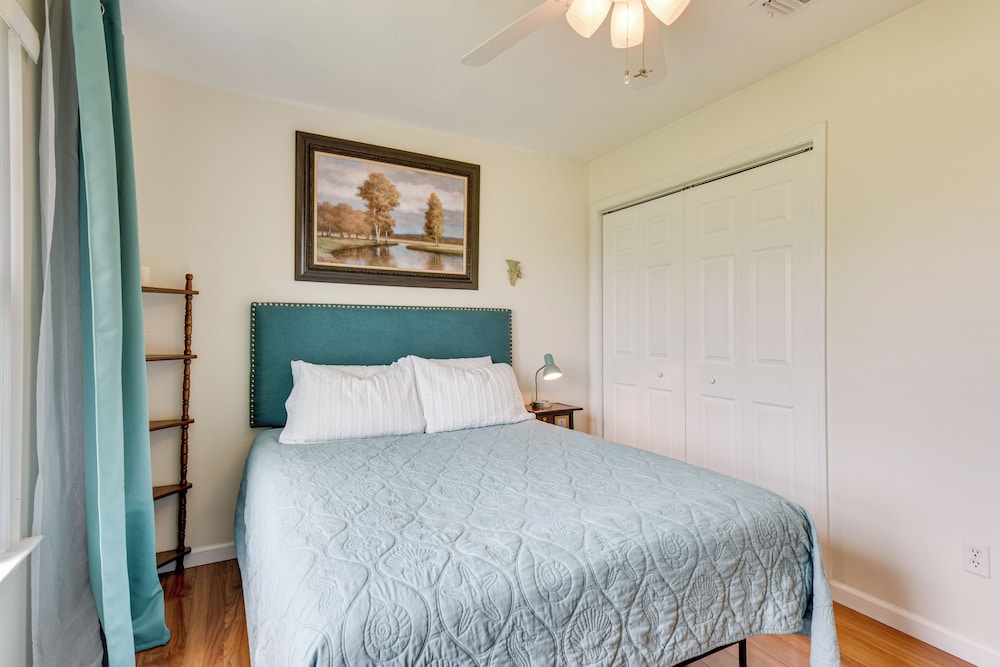 4 Mi to Downtown Panama City: Home w/ Patio!
