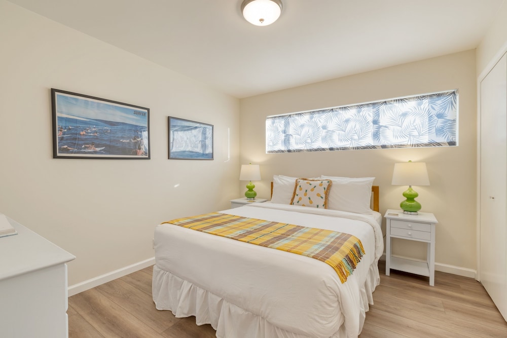 Hummingbird Haven by Avantstay Dog-friendly Near the Beach Huge Yard Hot Tub
