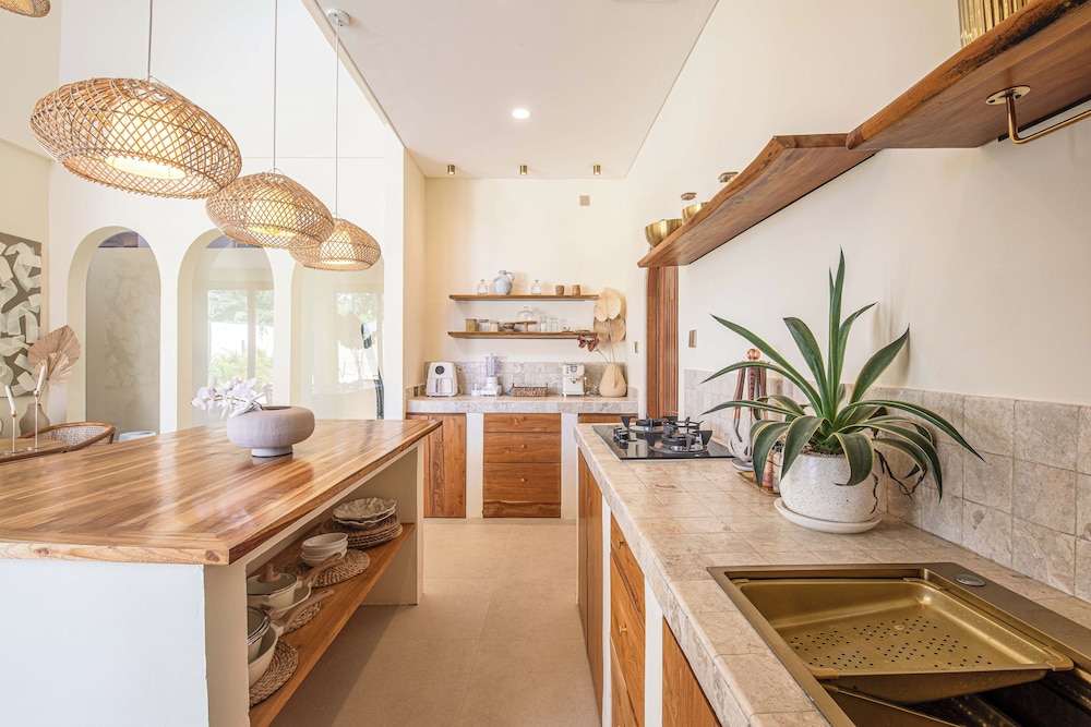 Luxury 4BR Villa With Private Pool in Canggu