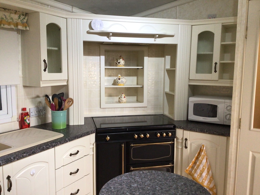 Beautiful 2-bed Holiday Home nr Kynance Cove view 5