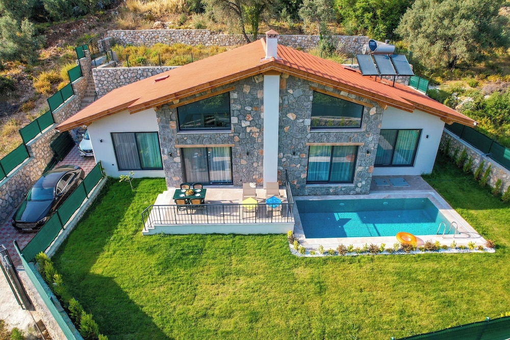 Yaka Esinti Villa