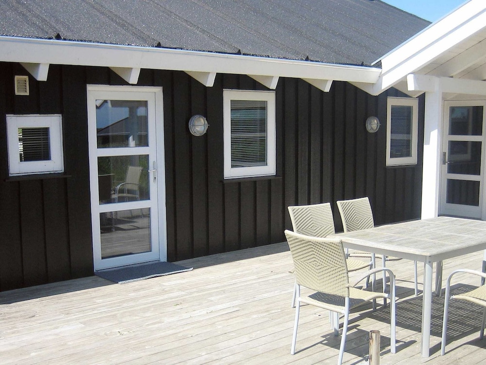 10 Person Holiday Home in Lokken