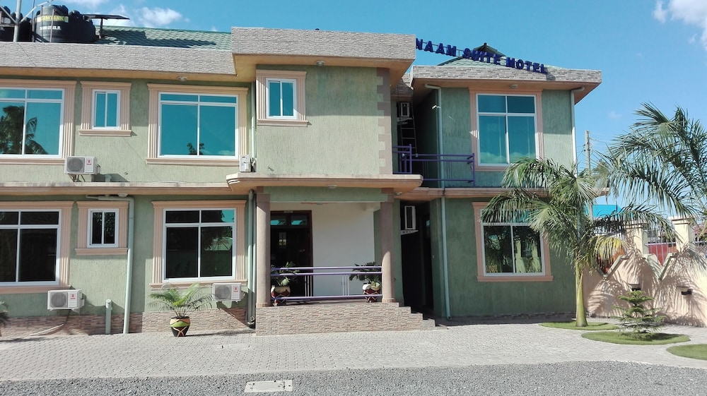 Naam Suite Motel - Adults Only