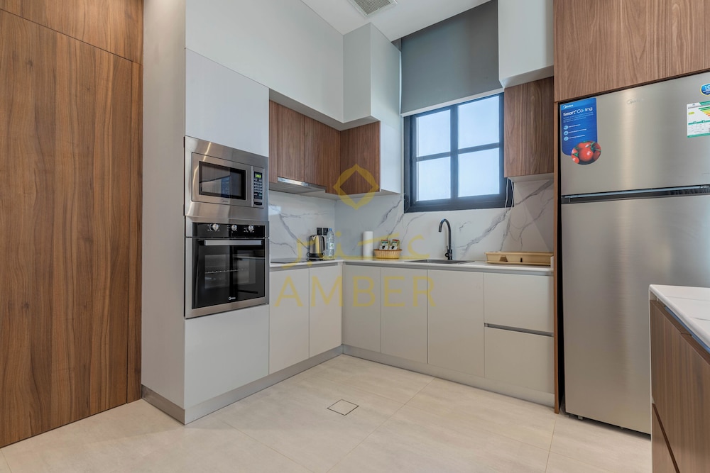 Amber Hospitality - BLVD
