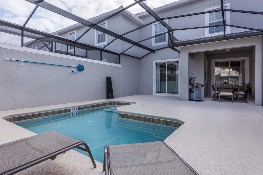 Amazing Home With a Nice Private Pool Near Disney - Image 3