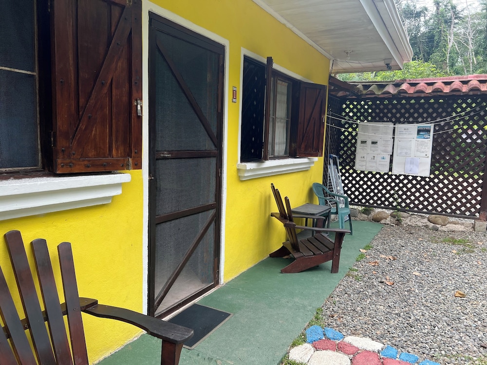 Las Casitas de Playa Negra
