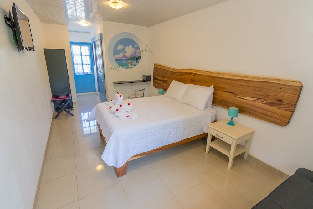Club Ibiza - Party Hotel & Beach Club