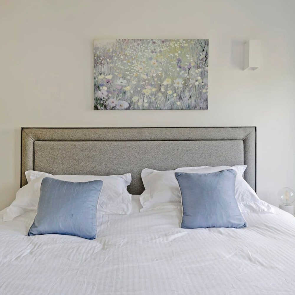Elegant 3 bed Flat Earls Court