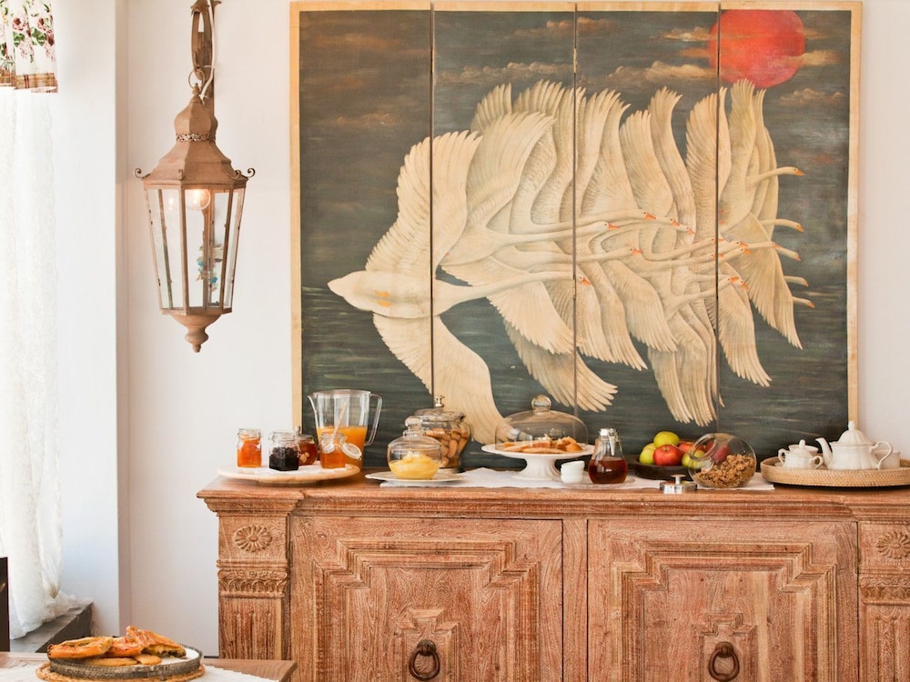 Miland Suites