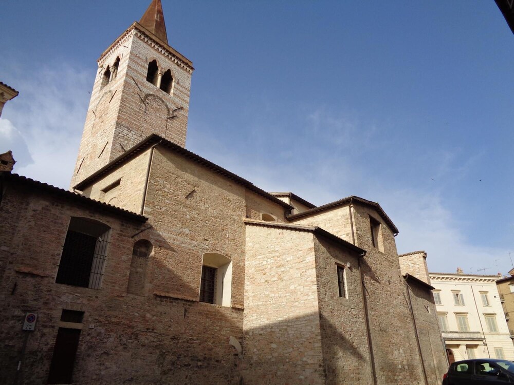 Photo 8