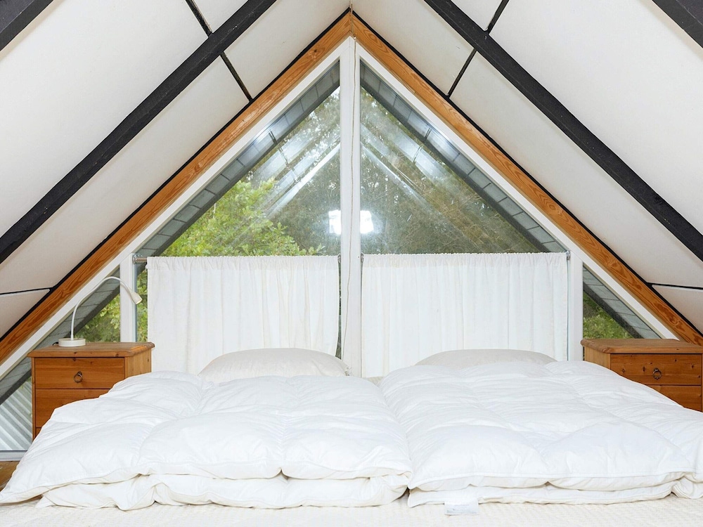 8 Person Holiday Home in Fur-by Traum view 3
