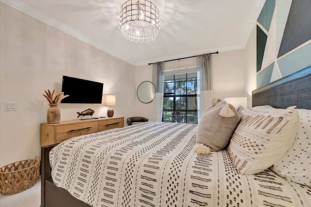 Golf Course Townhome Resort Amenities 2B Luxury