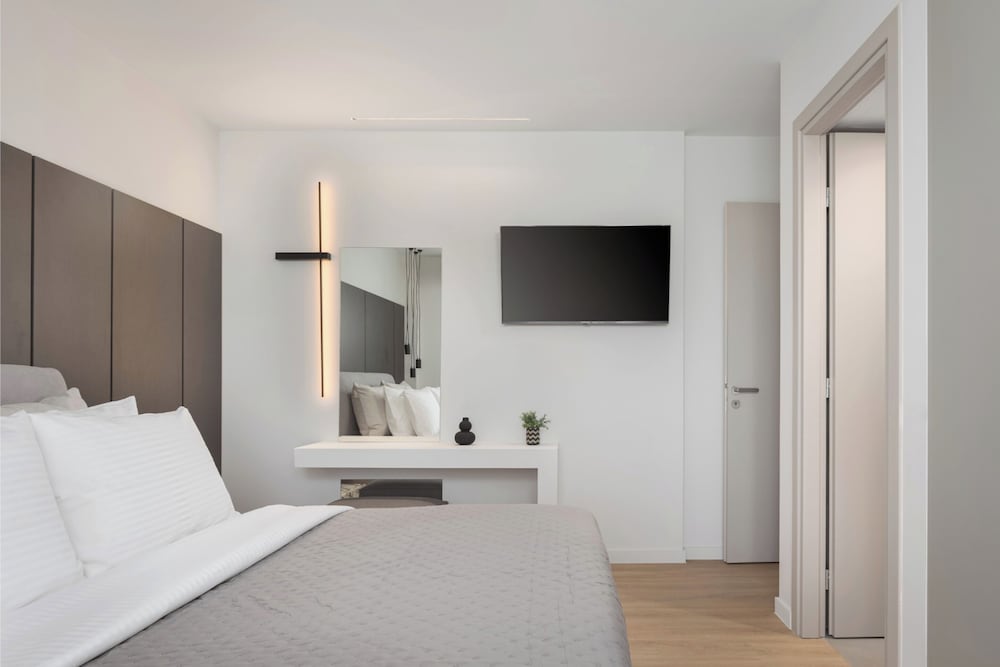 Glyfada Prime Living