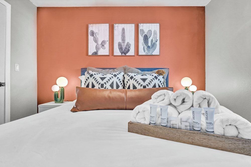 Beatrice Mini-resort Scottsdale