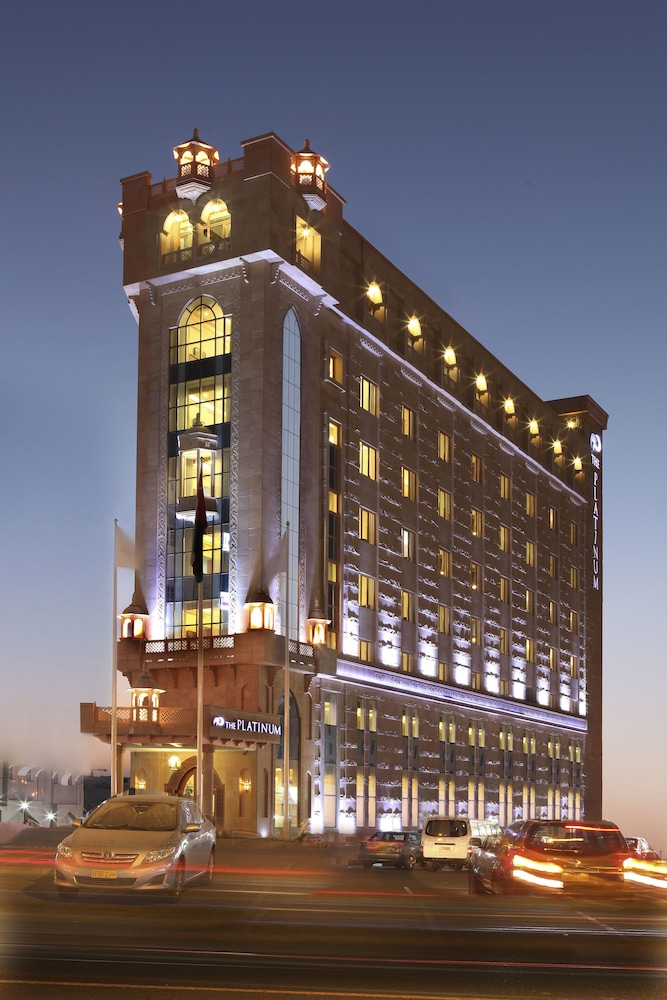 Platinum Hotel