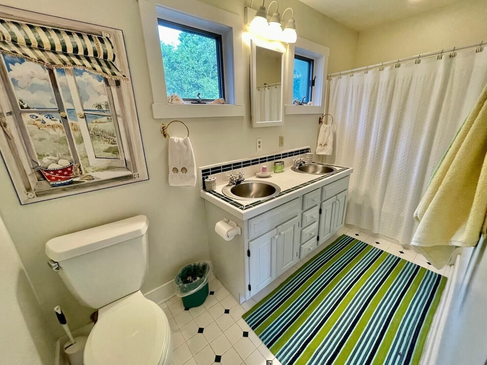 Columbia Avenue 69