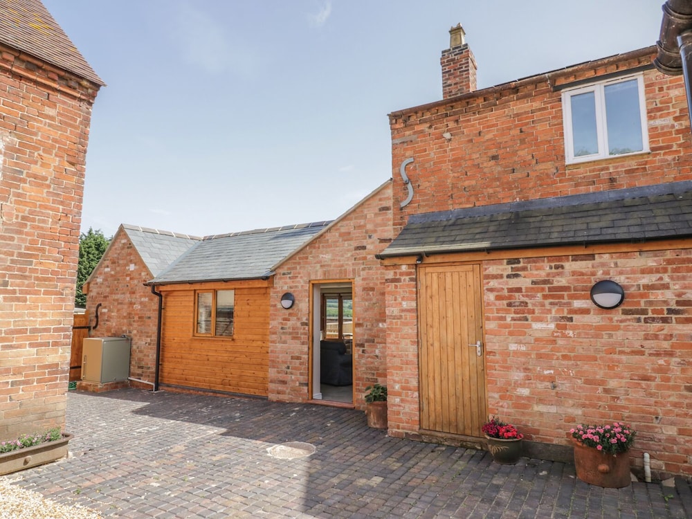 Stratford-upon-avon Vacations - Cider Cottage - Property Image 1